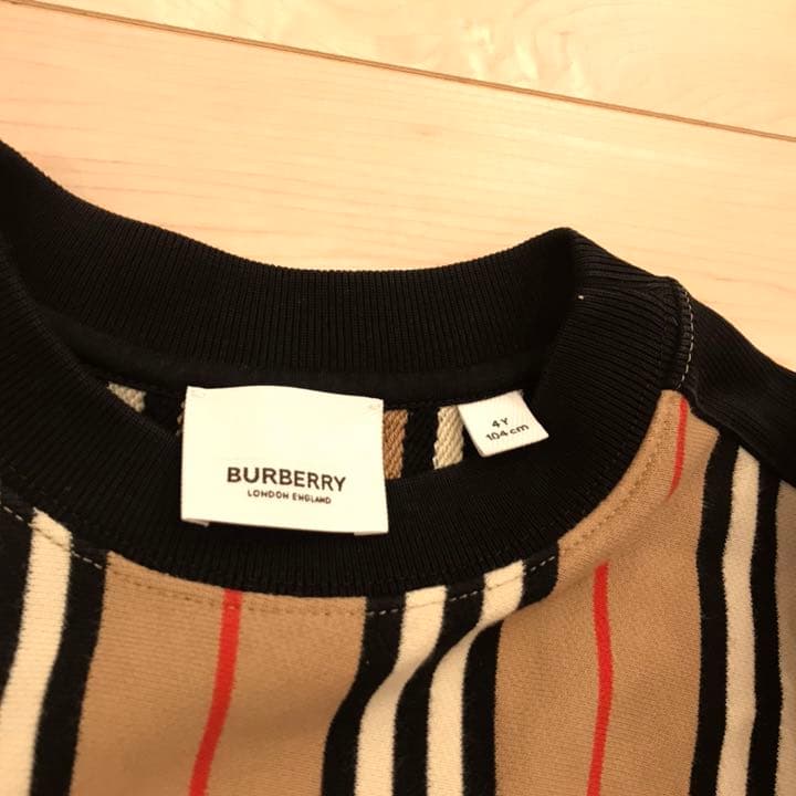 Burberry ワンピース　キッズ　4Y 100〜105 ストライプ