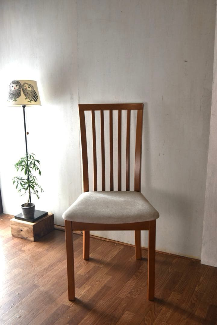 ダイニングチェア Skovby side chair
