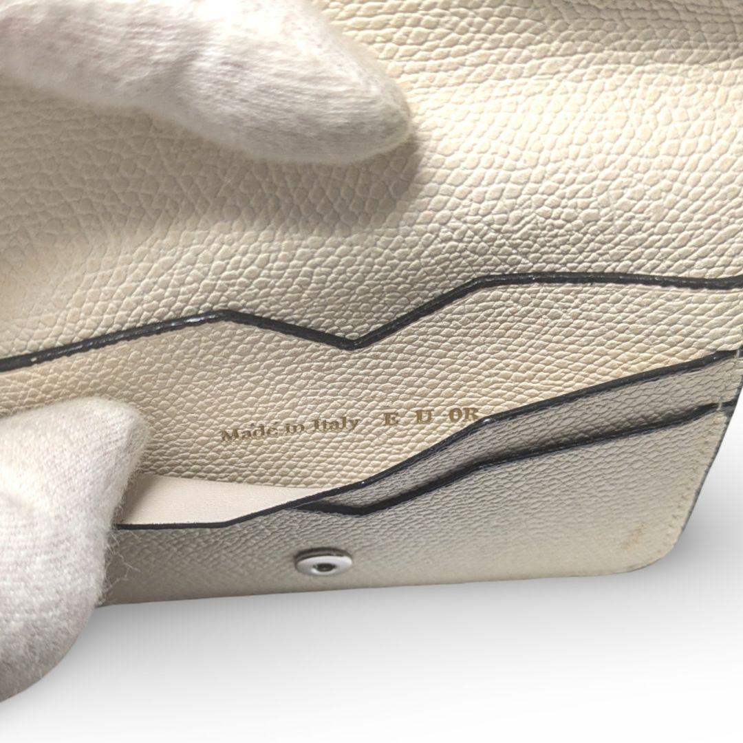 【極美品】Valextra アイボリー 二つ折り財布