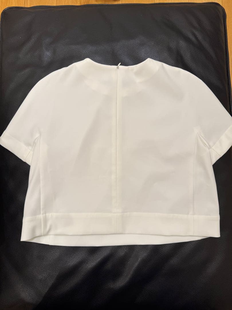 SHE Tokyo オフホワイト半袖 トップス　サイズ1