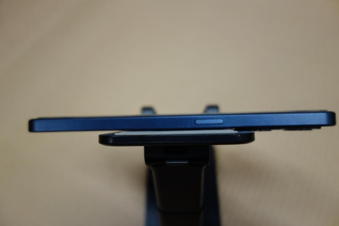 OPPO reno7A ブラック スマートフォン 本体　おまけ付き