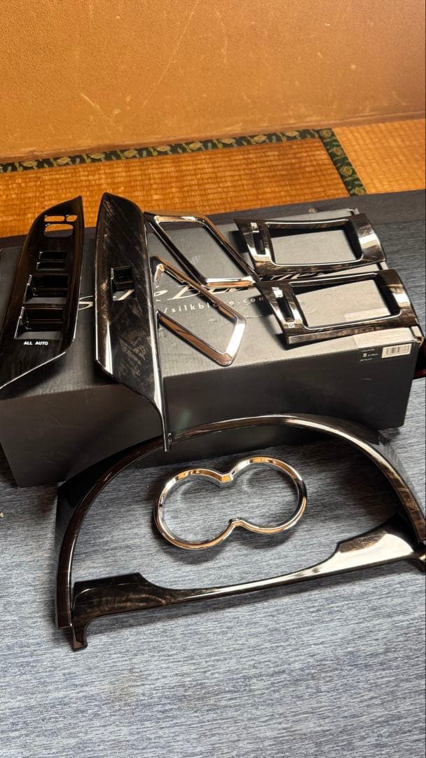 アルファード　ヴェルファイア20系SilkBlaze マボガニー調黒木目