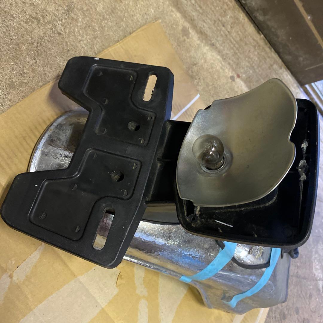 大*輝様 HONDAバブホーク純正リアフェンダーレンズ無コーション付き希少CB2