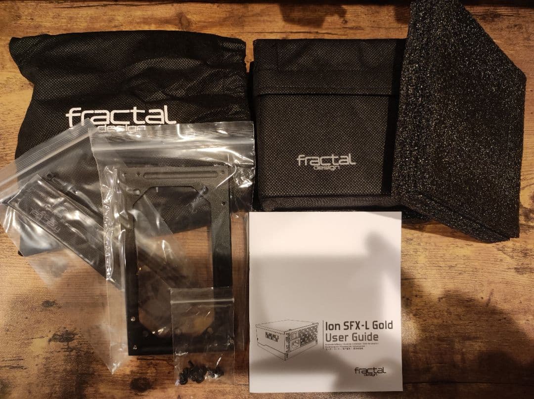 電源ユニット Fractal Design Ion SFX 650G