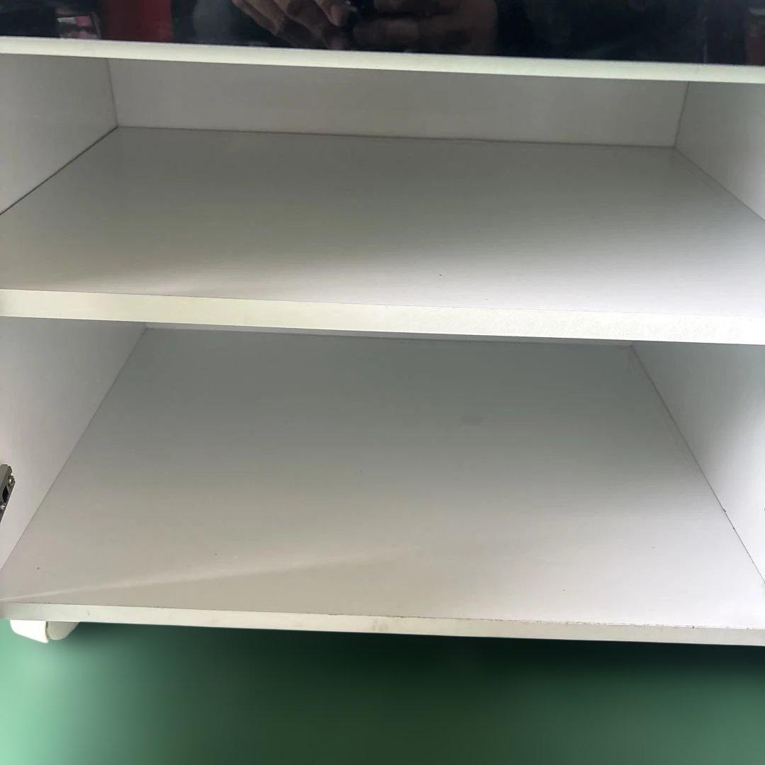 モカ モダン食器棚 ブラック＆ホワイト