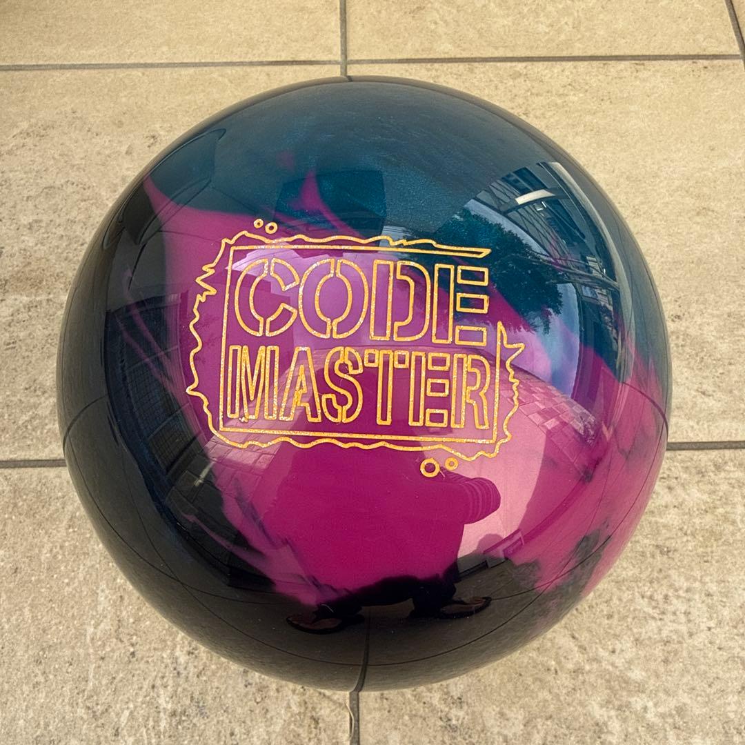 ゆ*様 美品　全プラグ済　ストーム社　コードマスター　15ポンド ボウリングボー