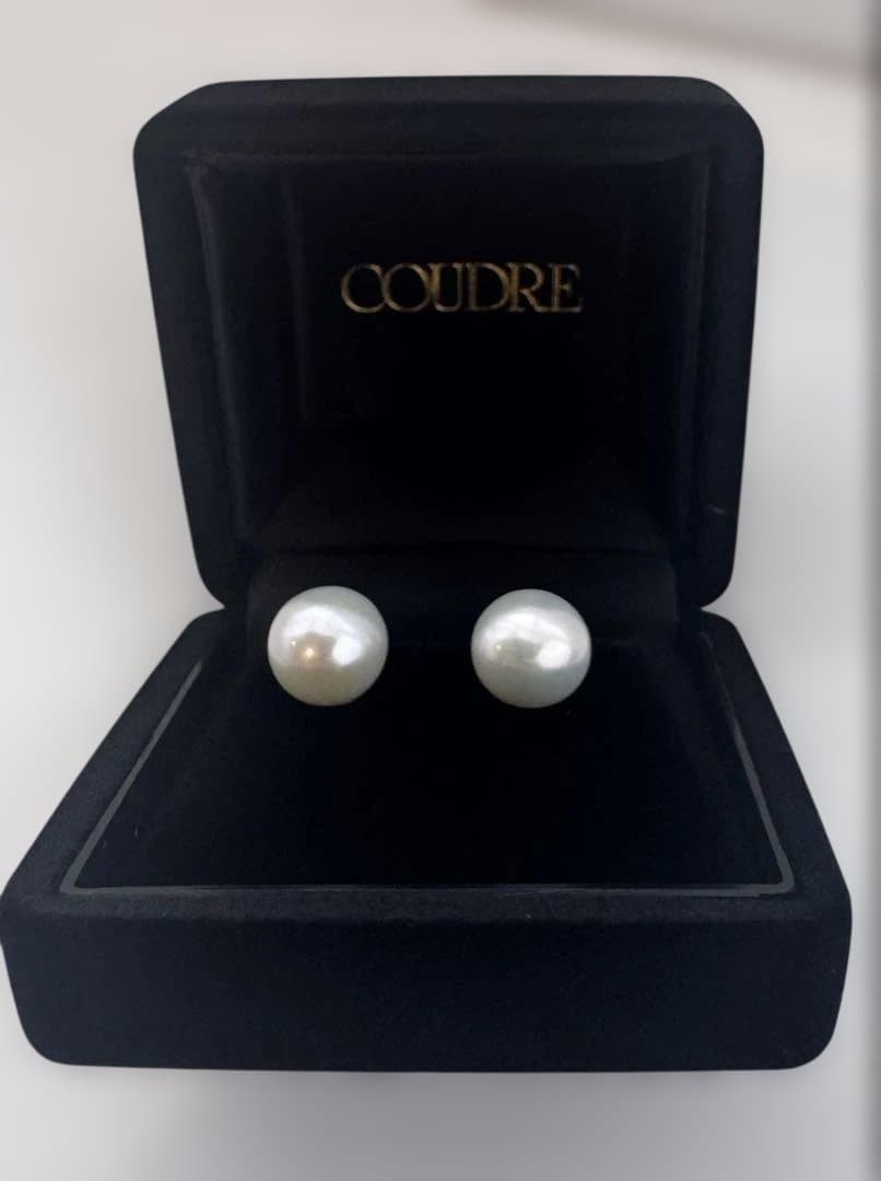 COUDRE CD90 WH 淡水パールピアス　金子綾さん着用