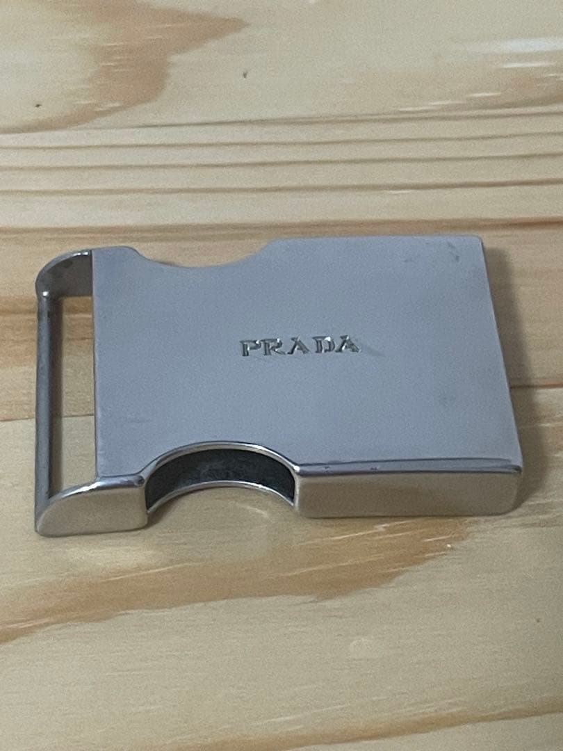 美品PRADA 貴重 ベルトバックル
