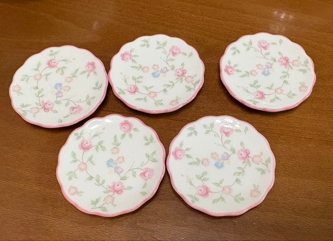 ノリタケ　キューティローズ　セット