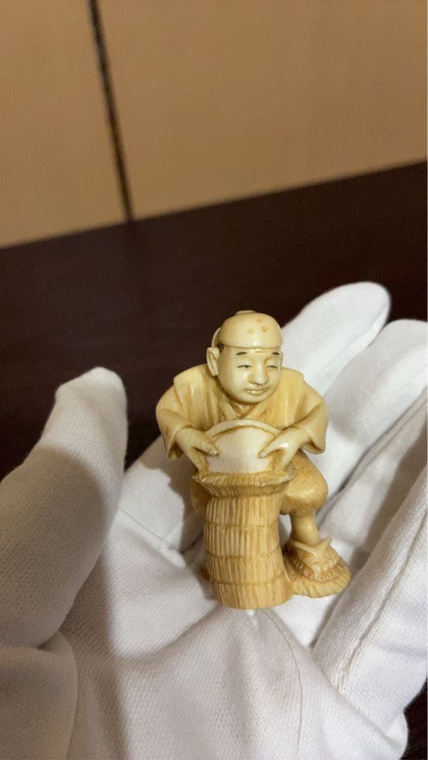 希少　根付　アンティーク