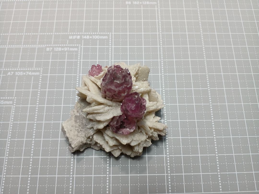 GG　ピンクトルマリン　原石　鉱物標本