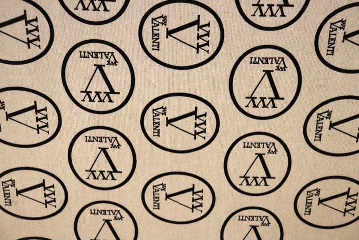 GMFK295○VARO,S.A. VALENTI / バロッサ バレンティ 1