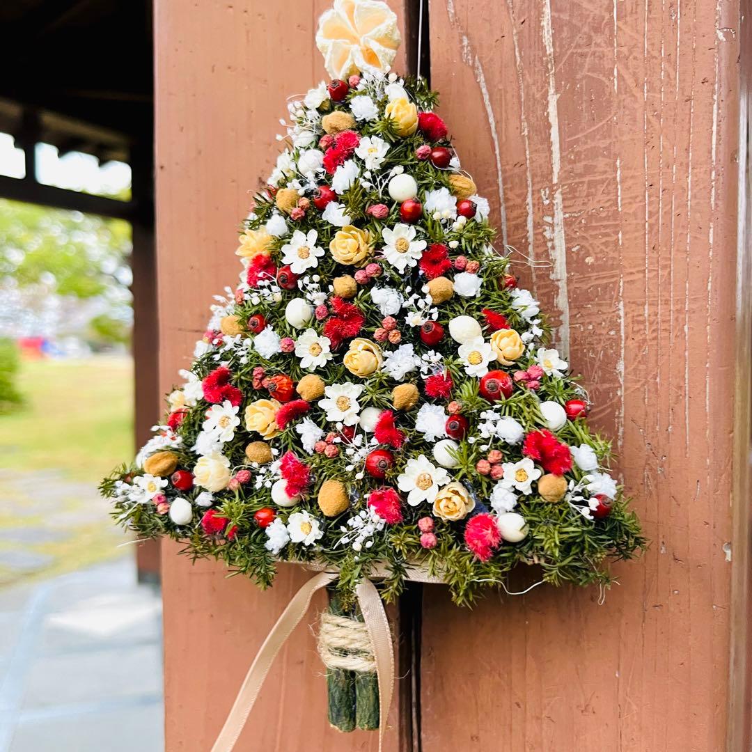 壁に飾るクリスマスツリーガーランド　ウォールツリー　スワッグ　クリスマスリース
