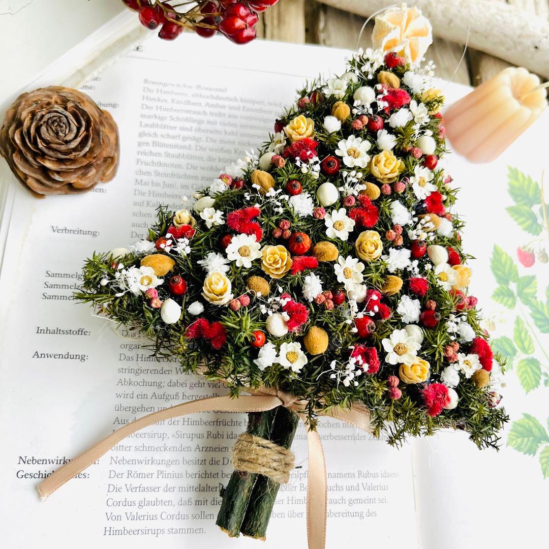 壁に飾るクリスマスツリーガーランド　ウォールツリー　スワッグ　クリスマスリース