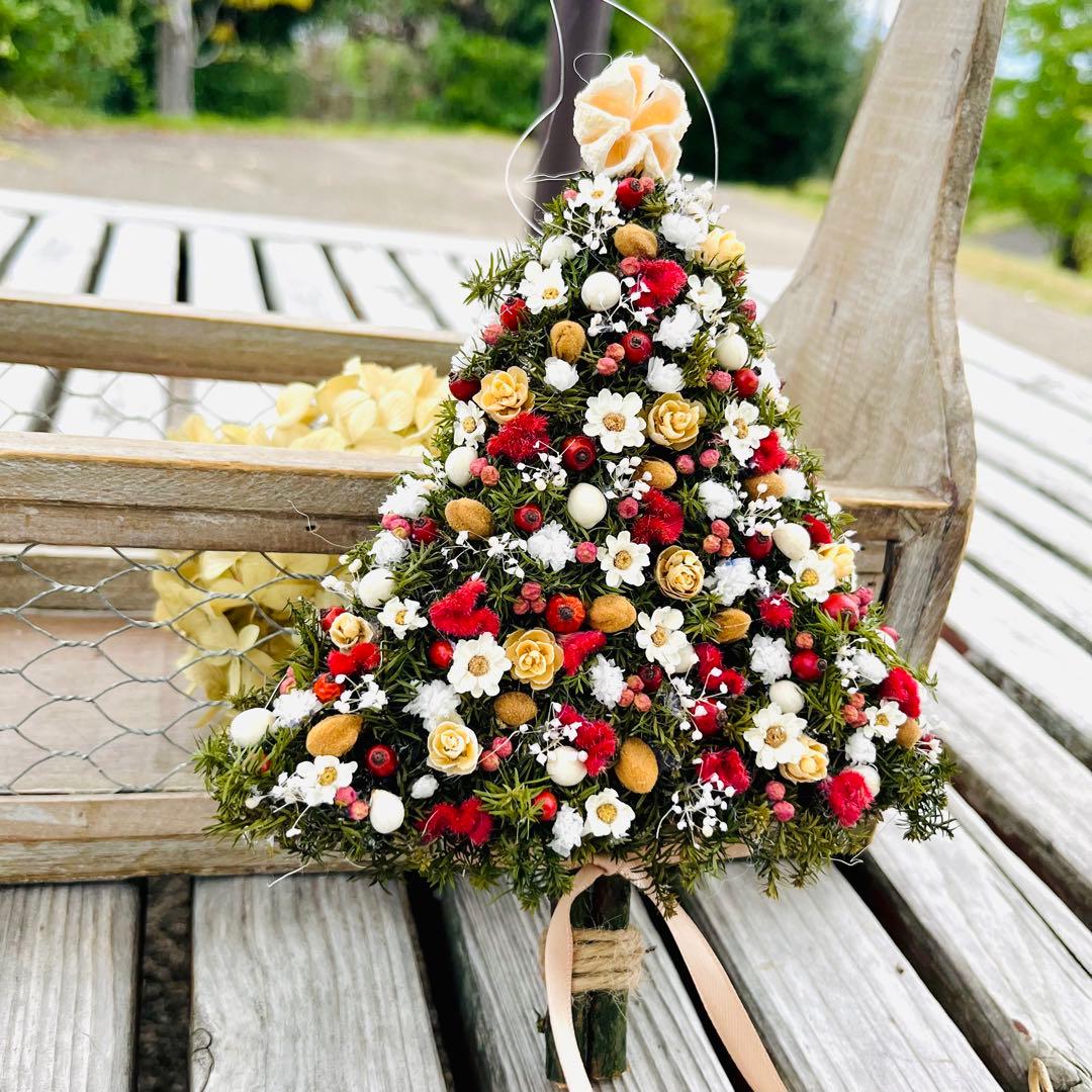 壁に飾るクリスマスツリーガーランド　ウォールツリー　スワッグ　クリスマスリース