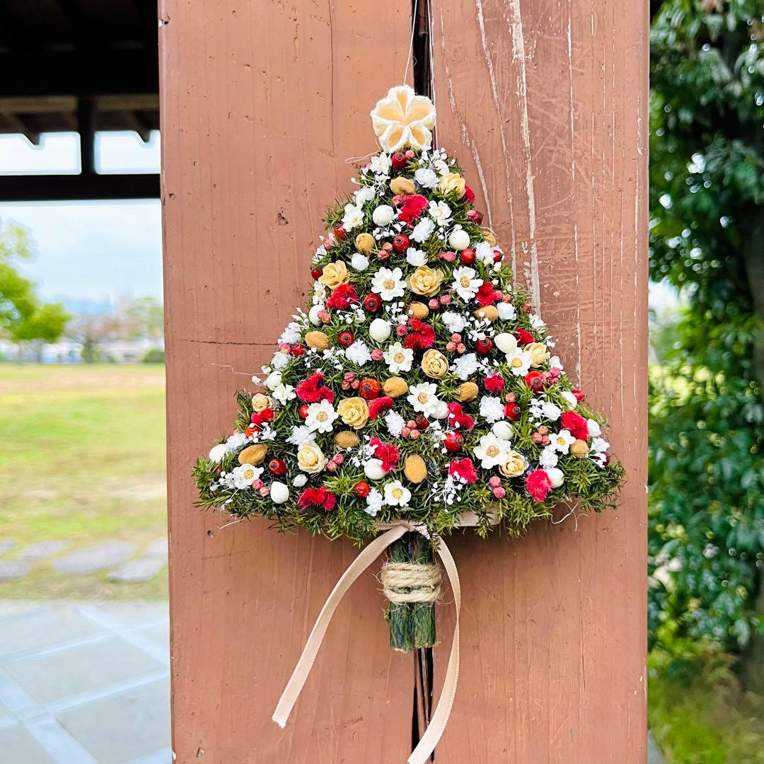 壁に飾るクリスマスツリーガーランド　ウォールツリー　スワッグ　クリスマスリース