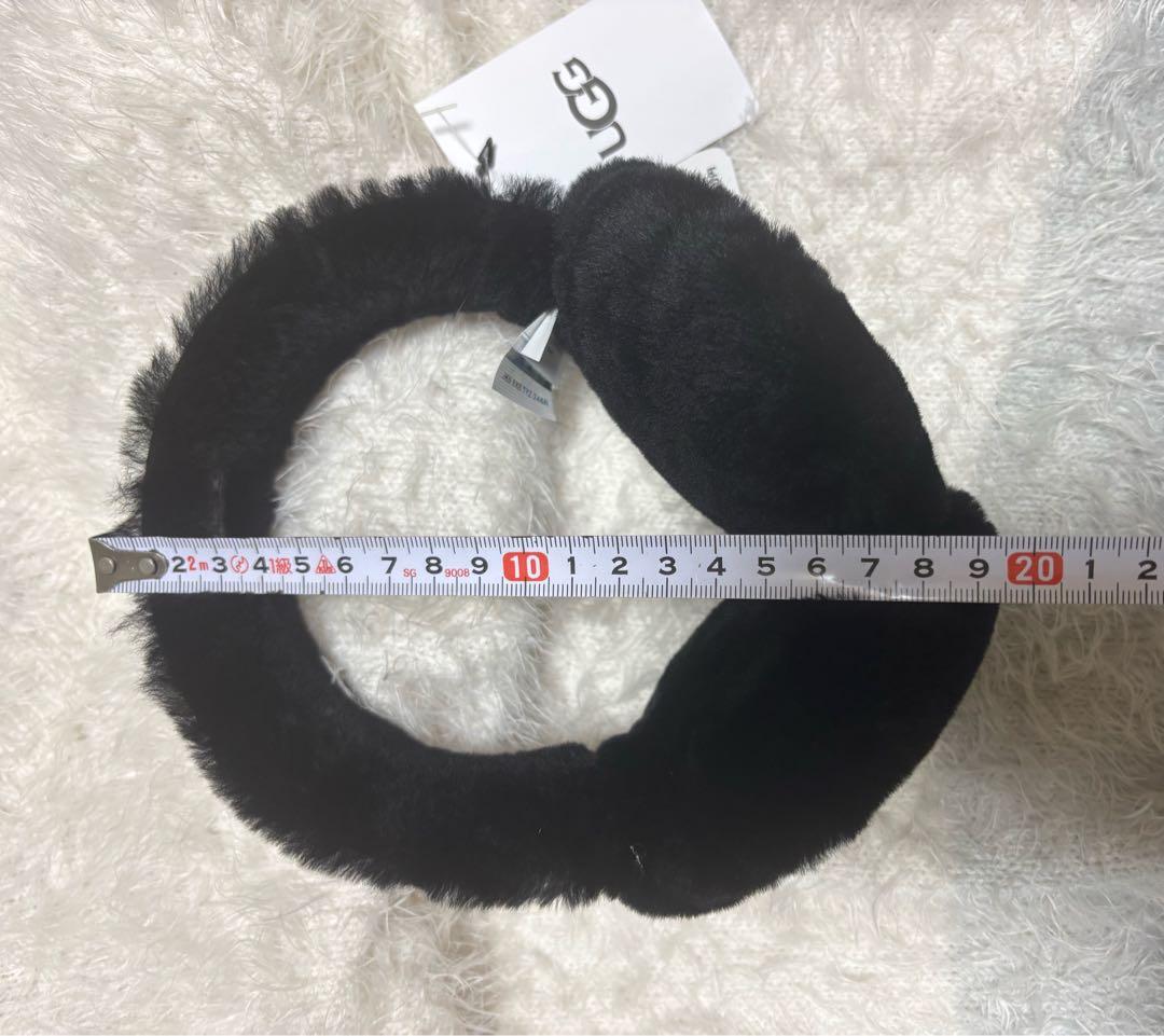 UGG イヤーマフ　黒