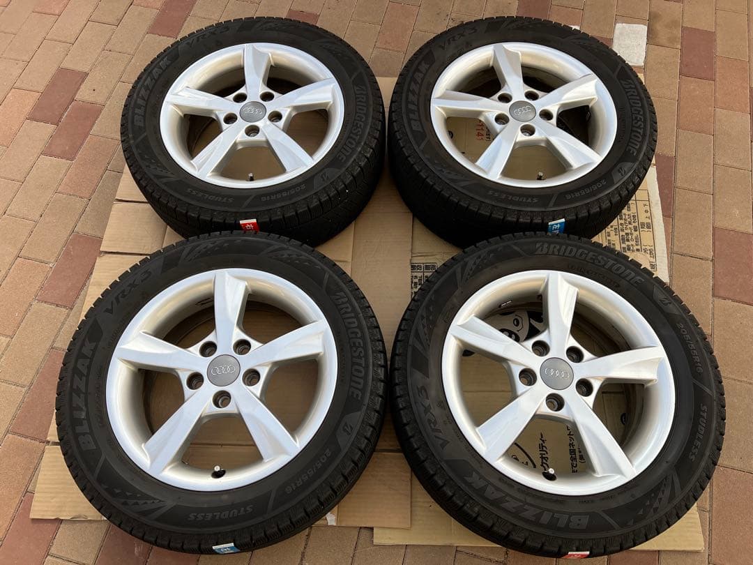 ぽ*ん様 アウディa3 205/55R16 ブリザック　スタッドレスタイヤ
