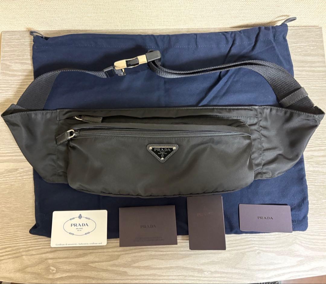 ★美品★PRADA ブラック ボディバッグ