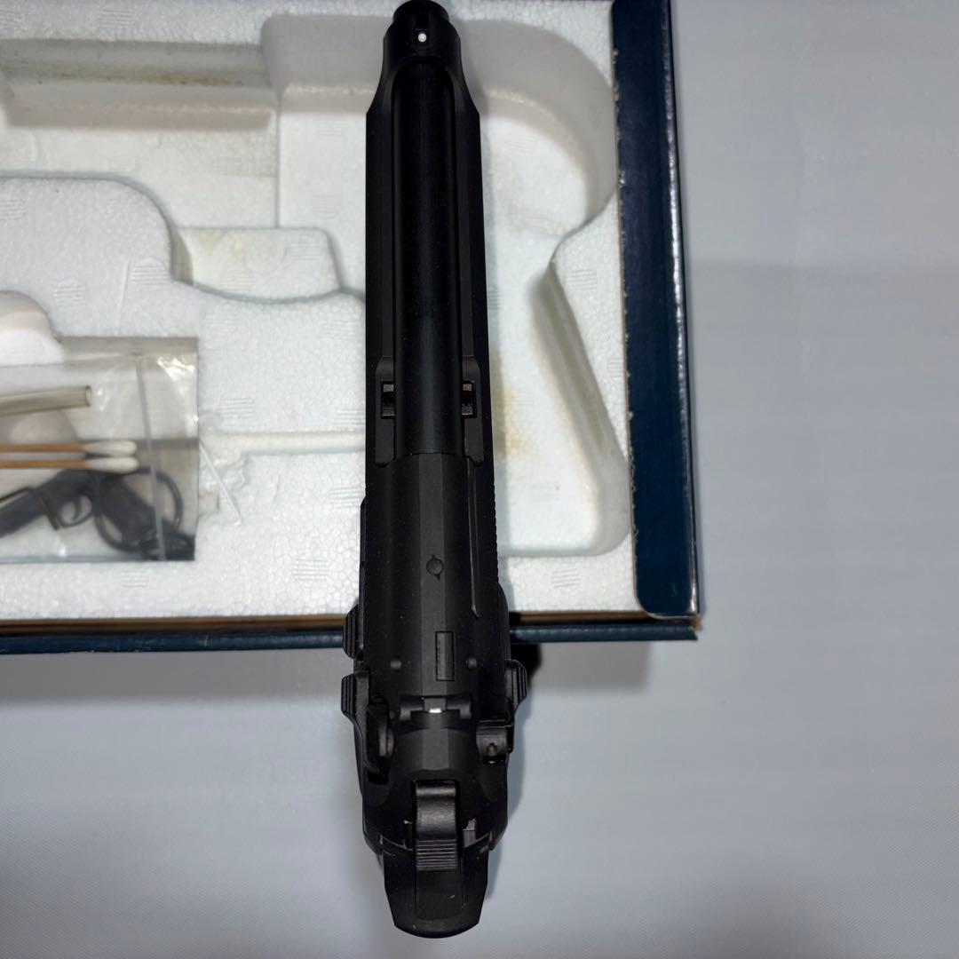 MGC ベレッタ M9 限定生産品　発火式モデルガン　ヘビーウェイト