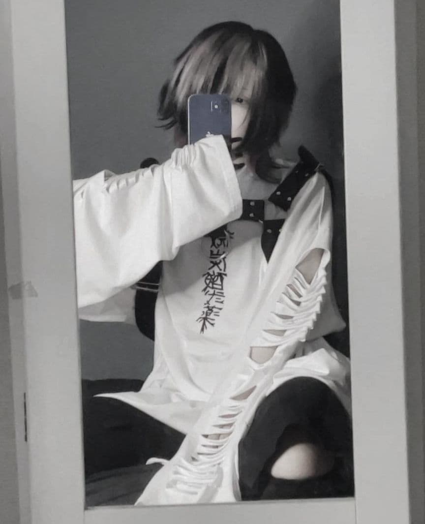 PSYNYXX(プシュニクス)×破壊骨りあ　コラボロンT 白