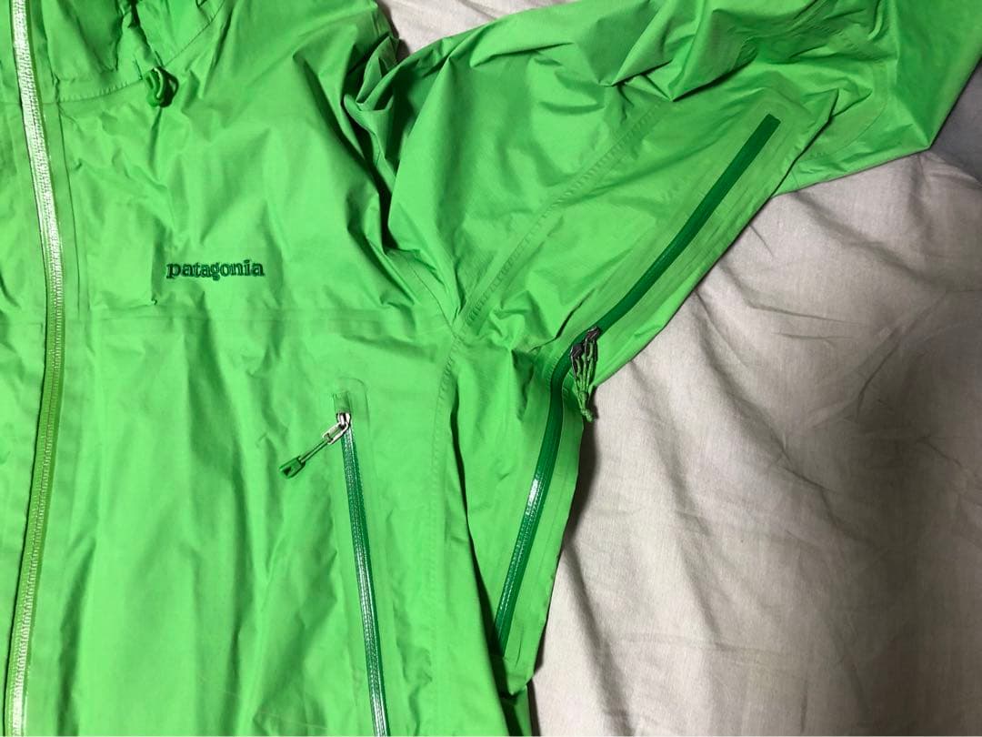 patagonia gore-tex マウンテンパーカー