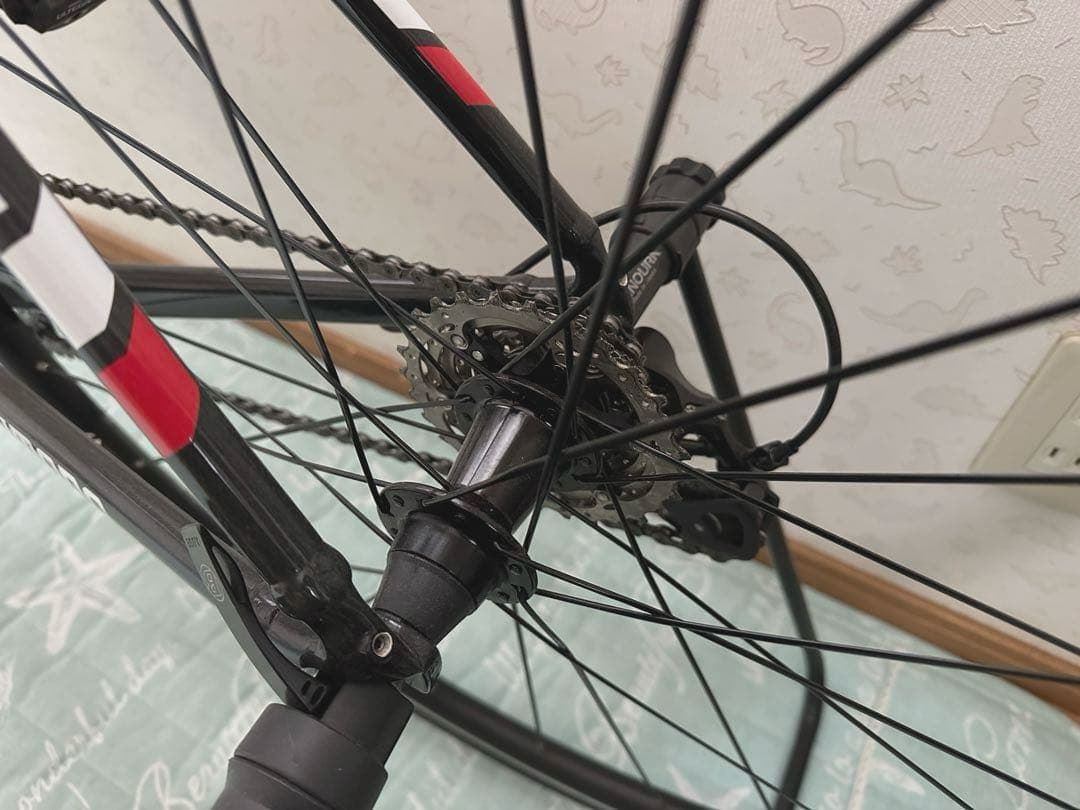 【直接お渡し】TREK MADONE 2.1