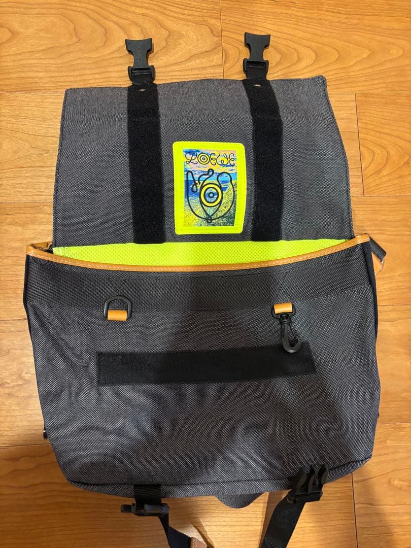 【美品】ロエベ　メッセンジャーバッグ　アイ　ネイチャー　デニム　アナグラム