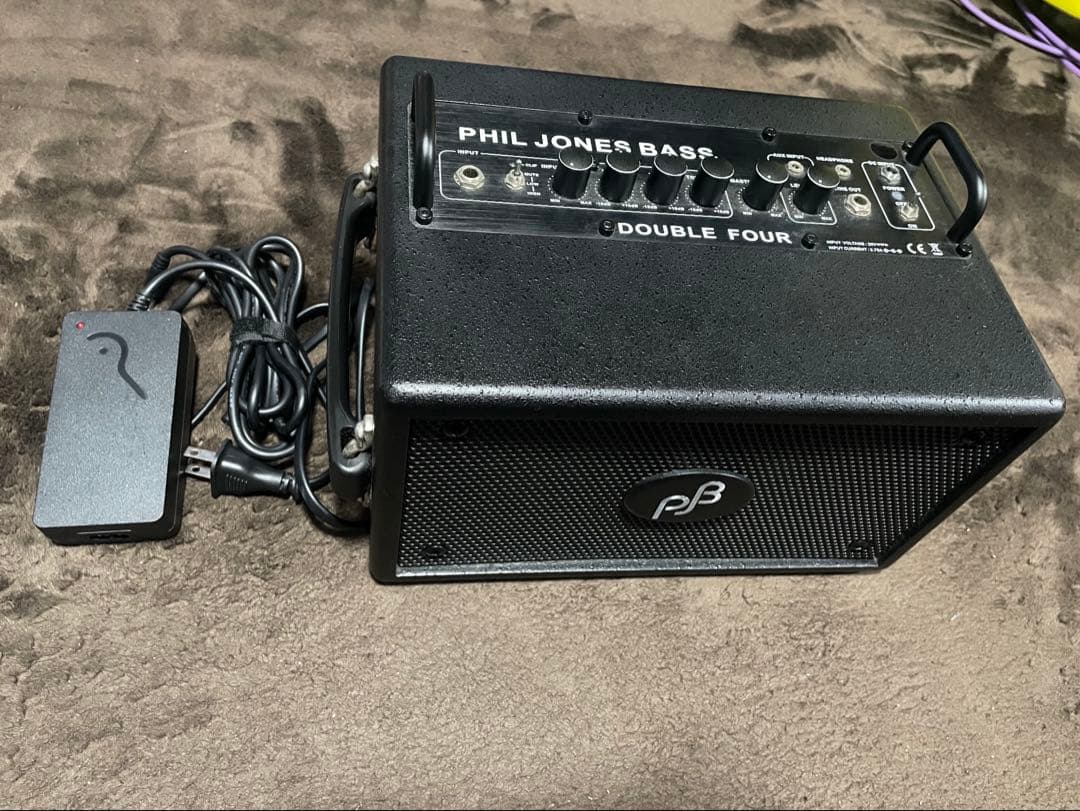 PHIL JONES BASS DOUBLE FOUR ベース用アンプ