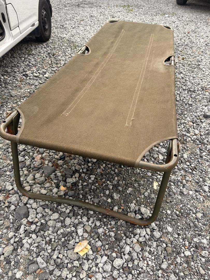 希少！　フランス軍放出品　折りたたみベッド　軍用ベッド