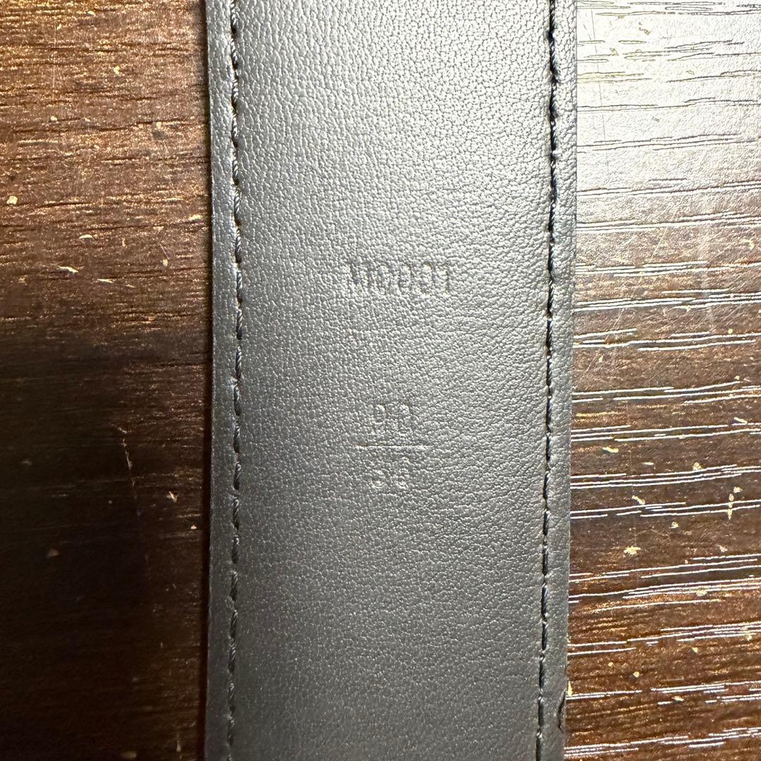 LOUIS VUITTON ルイヴィトン タイガ LV イニシャル ロゴ 黒