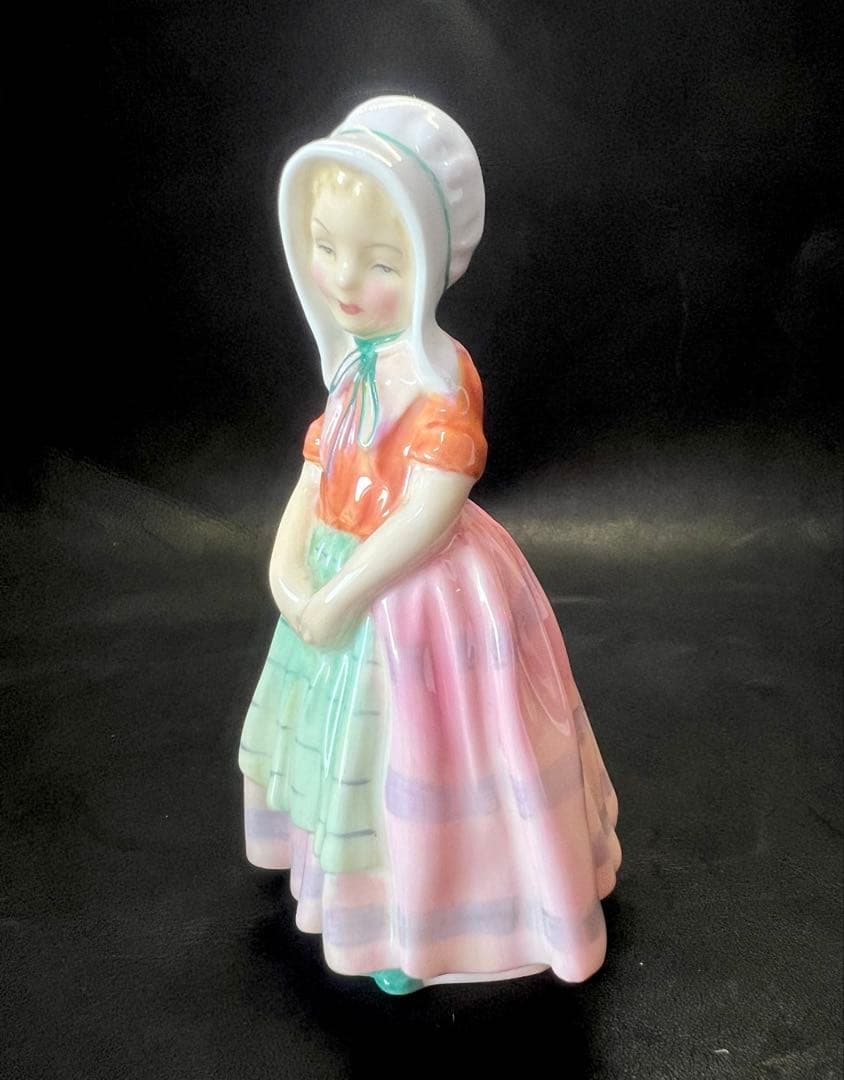 少女の陶器フィギュア アンティーク風