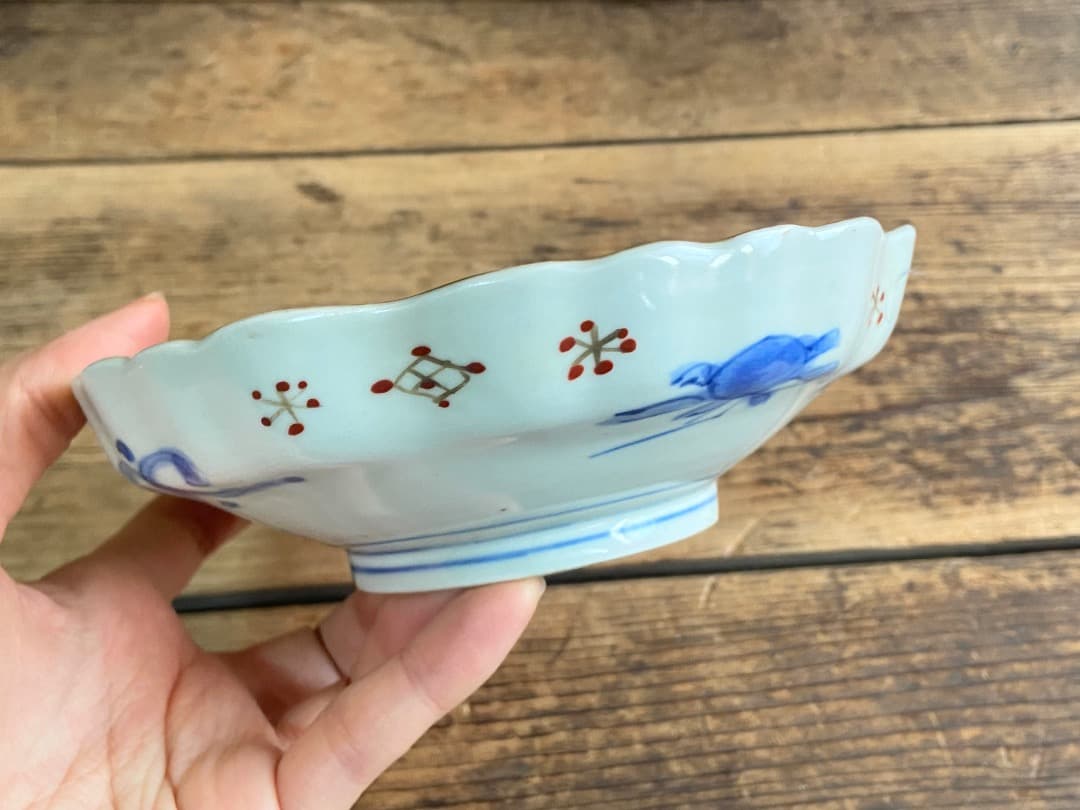 みぃちゃん様リクエスト 古伊万里 赤絵金彩オランダ唐草クルス文輪花皿 3客/染錦