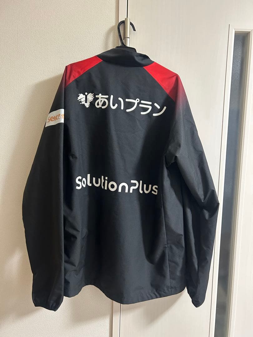 北海道コンサドーレ札幌　Mizuno フルジップジャケット　トレーニングウェア