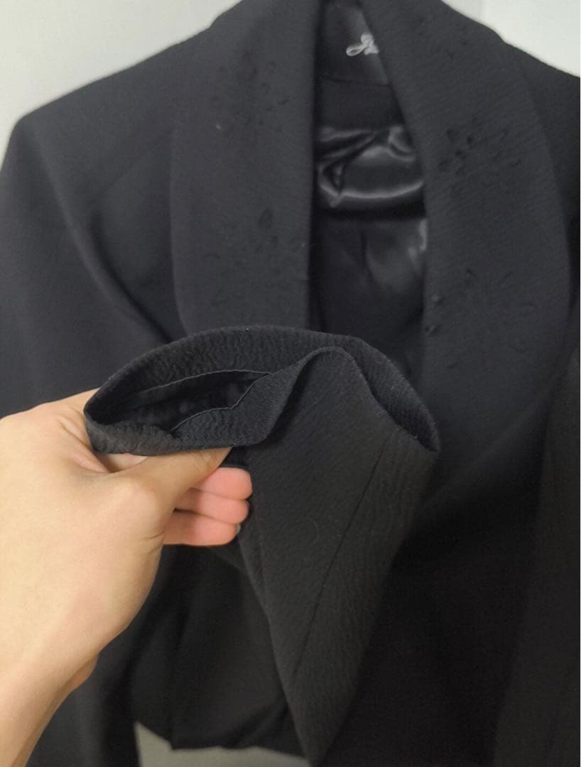 JCAESAR 25AWプリーツドポリレーヨンジャケットデザイン襟ショート丈