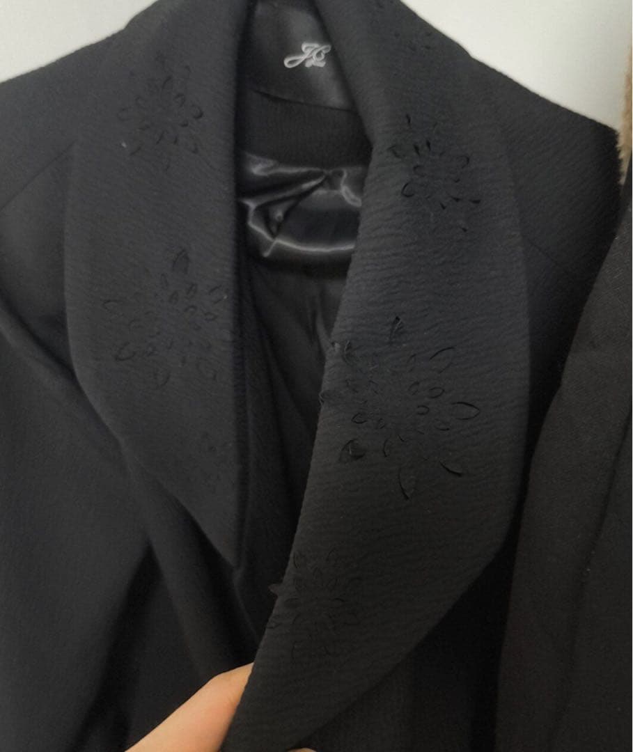 JCAESAR 25AWプリーツドポリレーヨンジャケットデザイン襟ショート丈