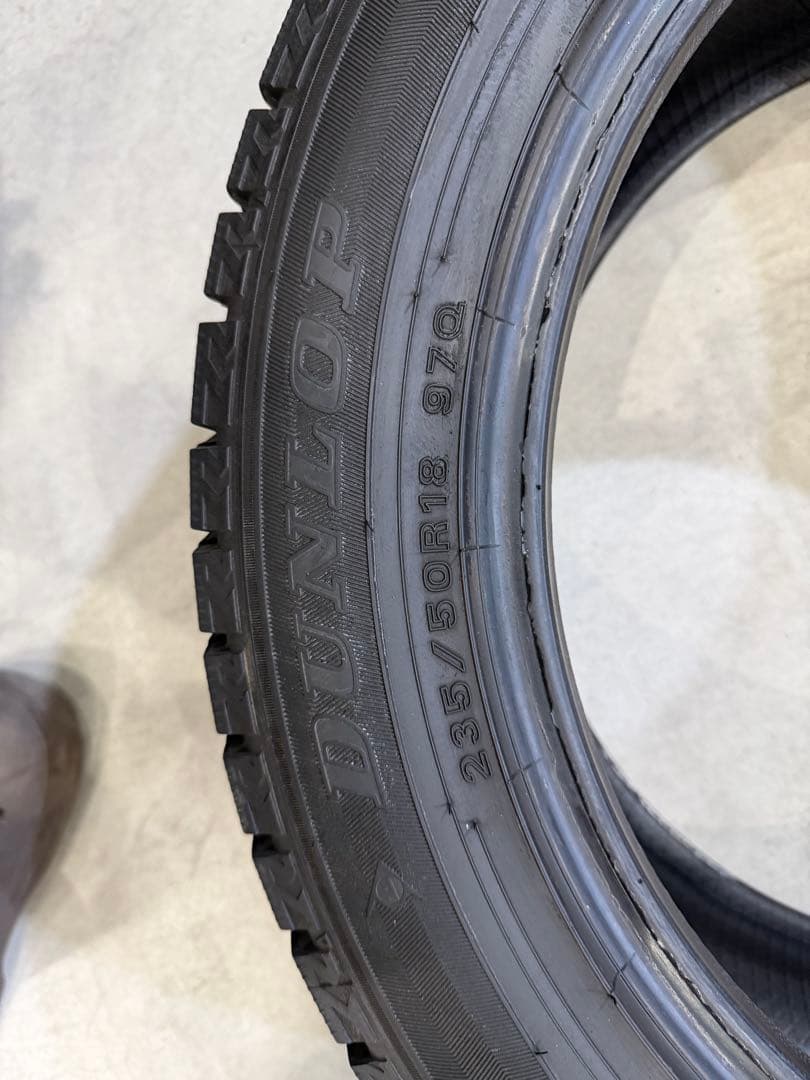 スタットレスタイヤ　235/50R18　中古　購入前にコメントください