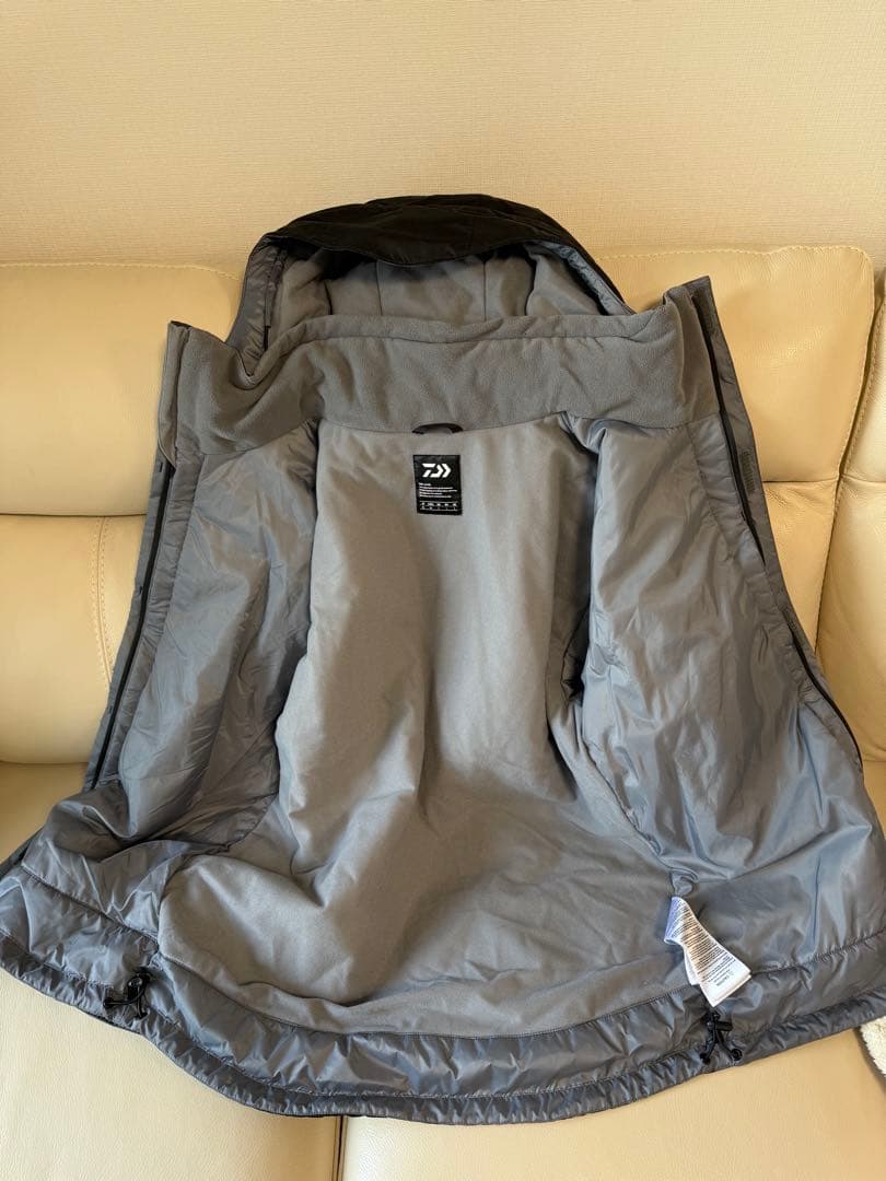 ダイワ　冬用フィッシングウェア上下　XL