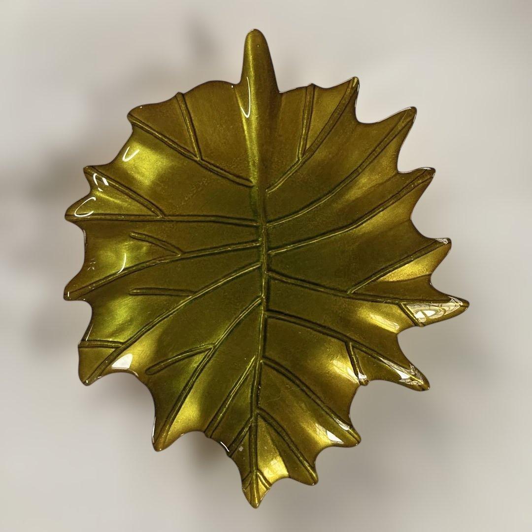 グリーン　ゴールド　リーフ　プレート　トレイ　ガラス？　陶器？　小物入れ