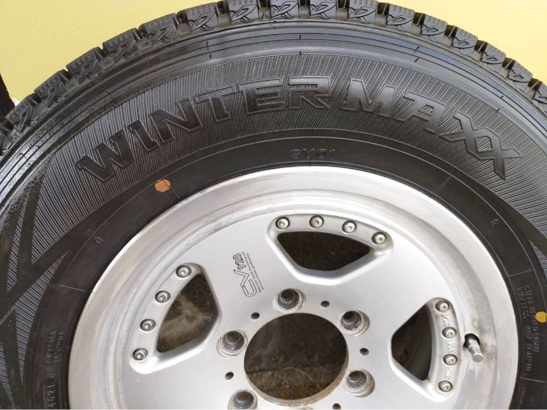 ダンロップ スタッドレスタイヤ ウィンターマックス 195/80/15