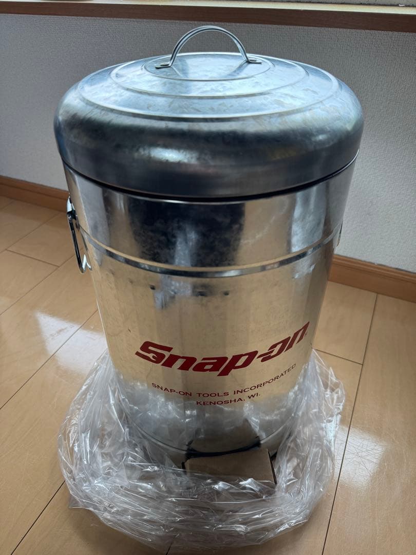 Snap-on スチール製ペダル式ごみ箱 12L
