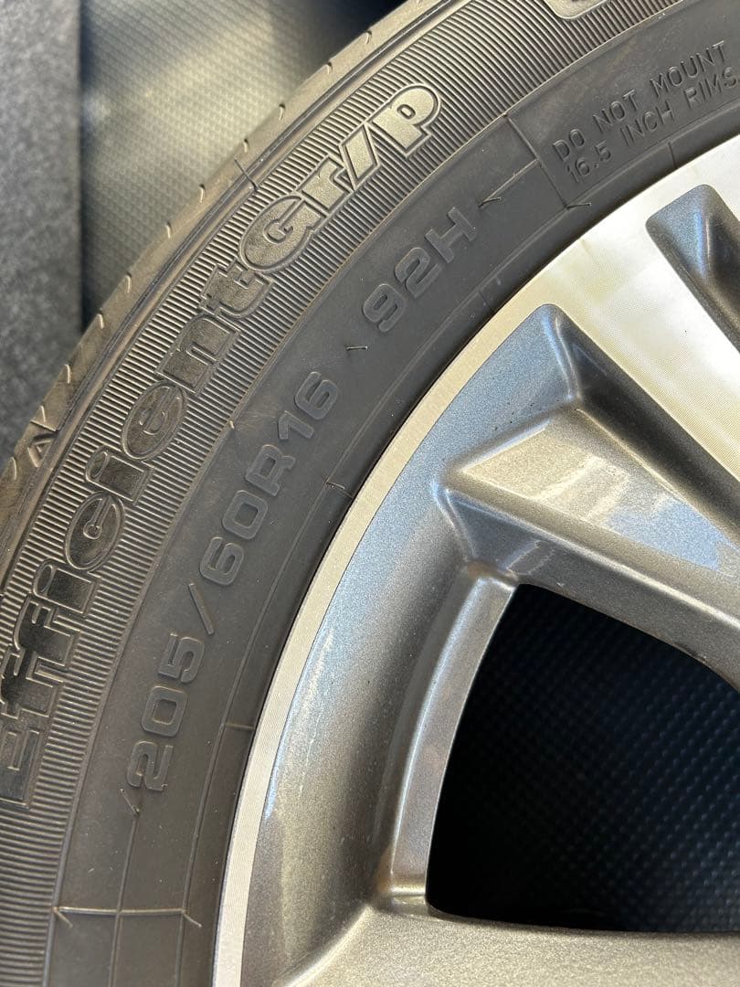 ホンダ　ステップワゴン　タイヤ&ホイール　4本セット　16インチ