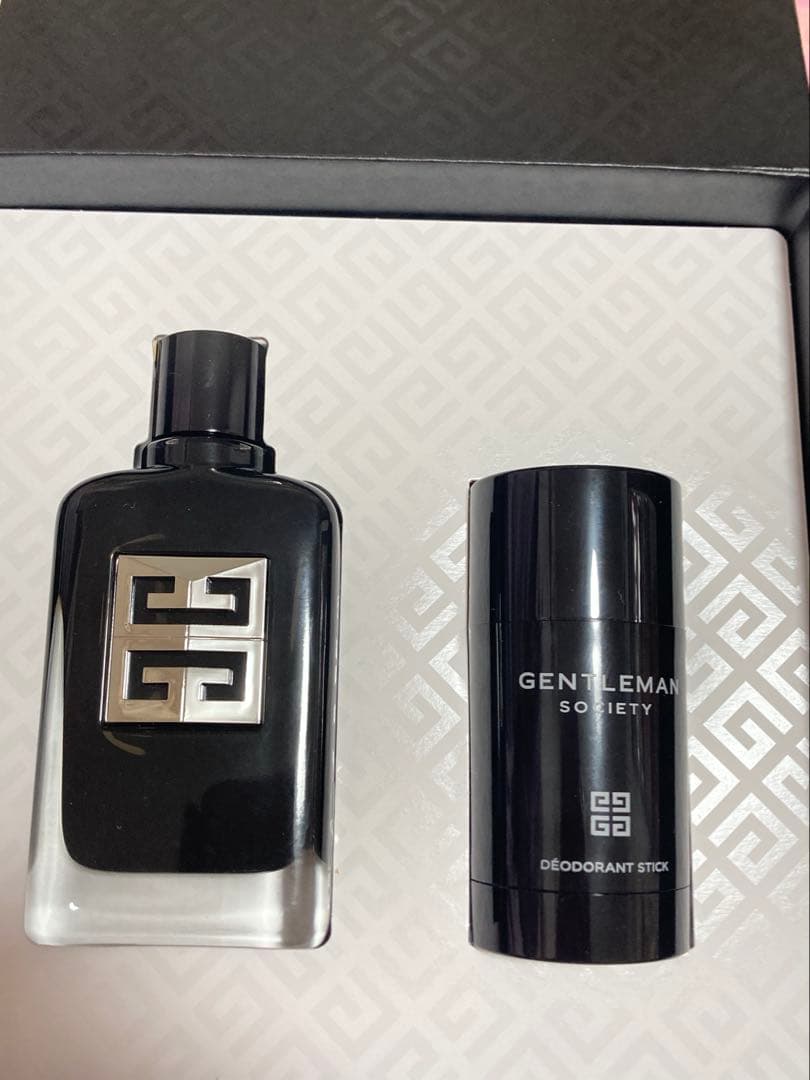 A*A様 Givenchy Gentleman Society セット 100m