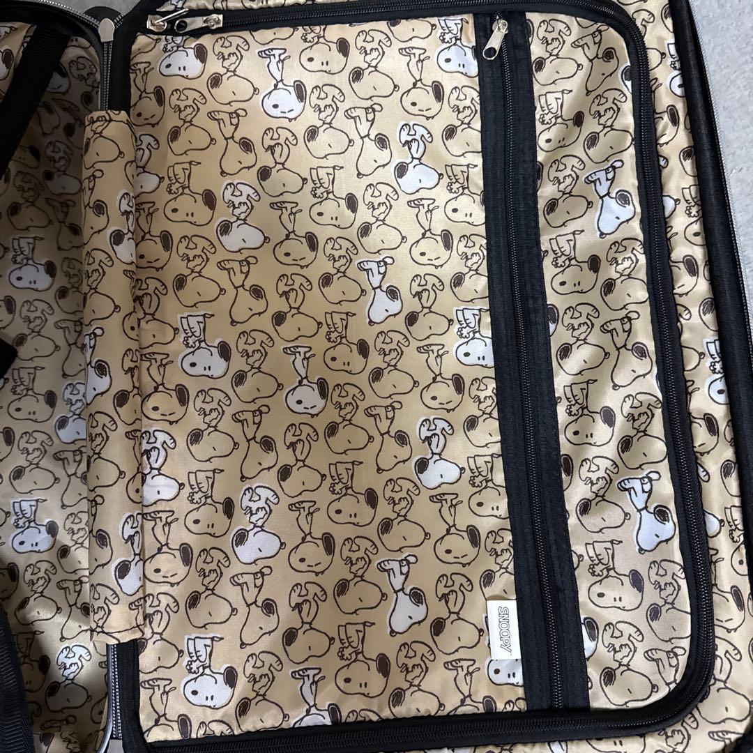 スヌーピー　キャリーケース　ブラック