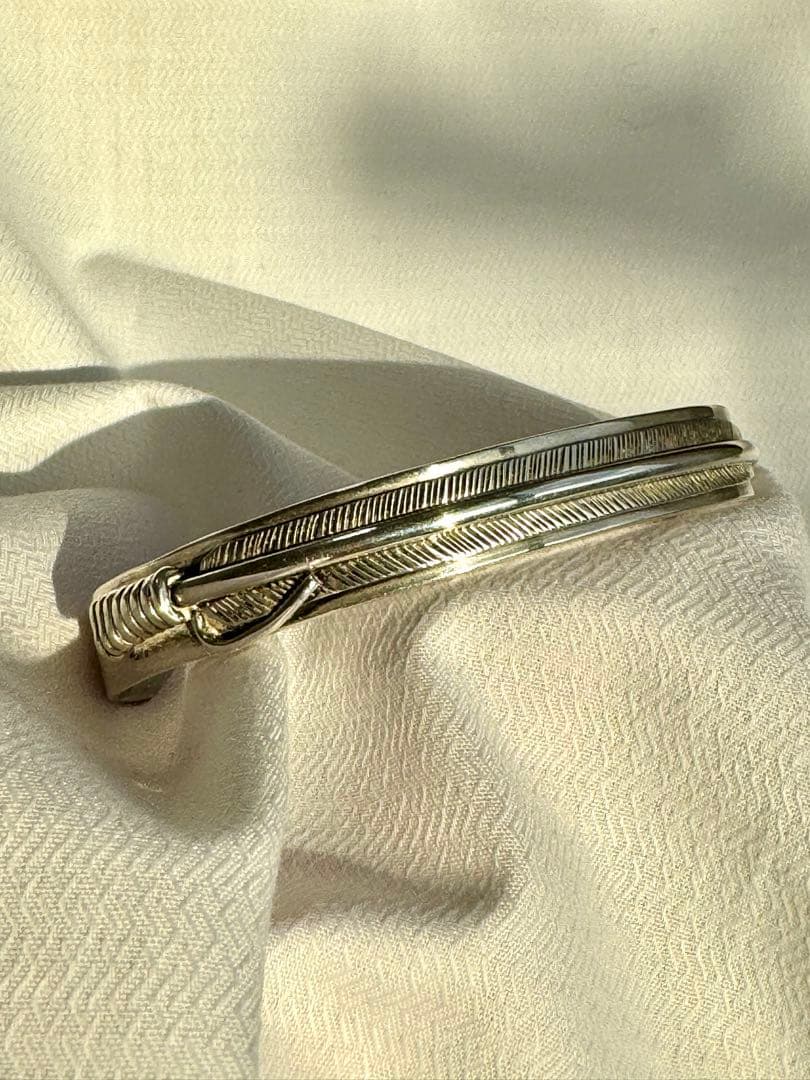 ナバホ族 フェザーバングル 内径16cm BIGサイズ 925 インディアン 銀