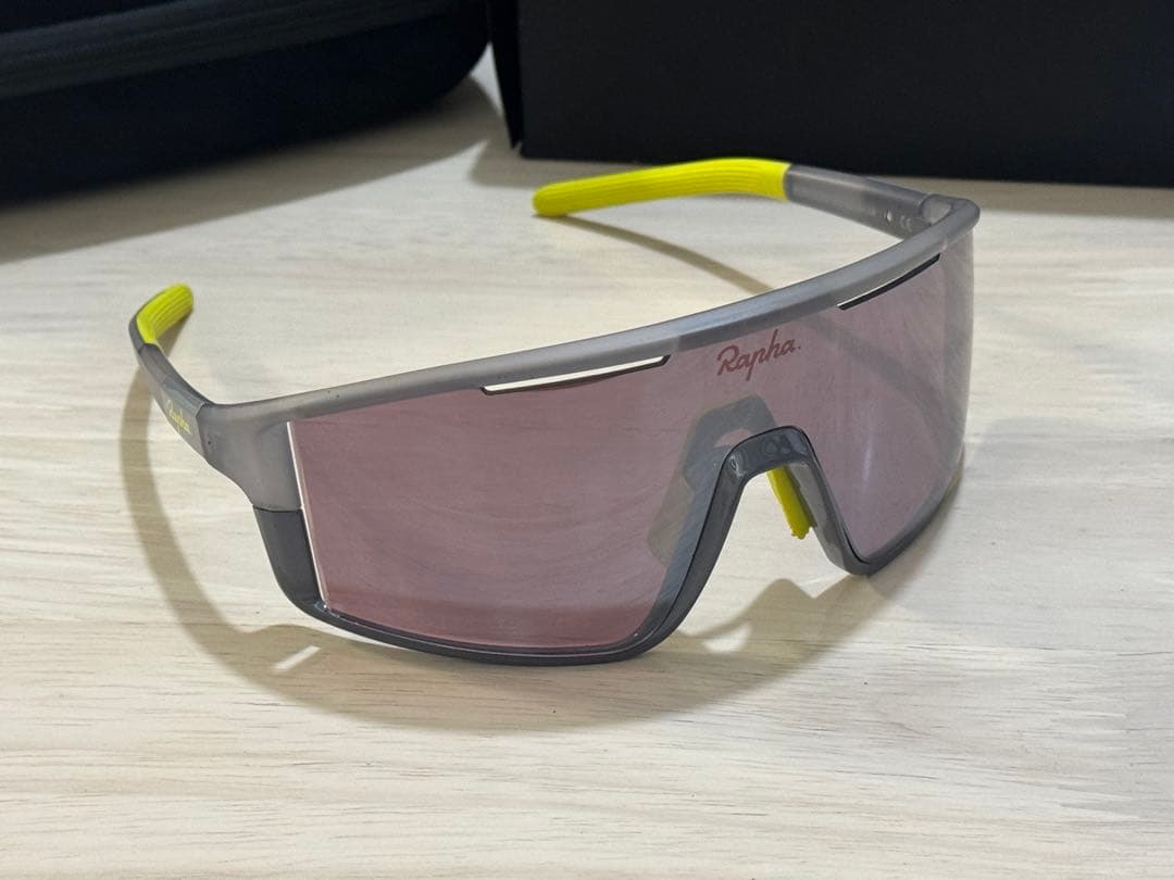 Rapha ラファ プロチーム フルフレーム グラス（ブラックミラーレンズ）