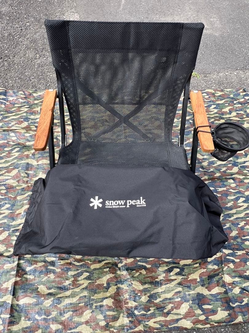  peak メッシュローチェアー　アウトドアチェア 黒