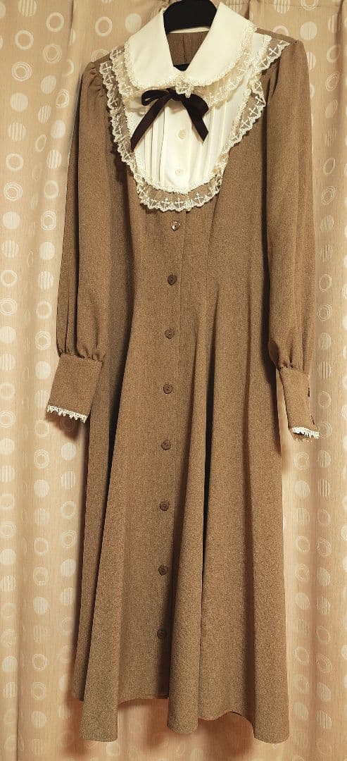 イノセントワールド　ワンピース　モカ✕生成