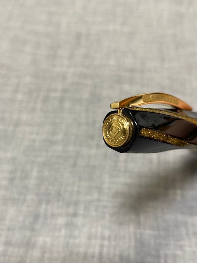 ビスコンティ　VISCONTI　ディヴィーナ　ボールペン