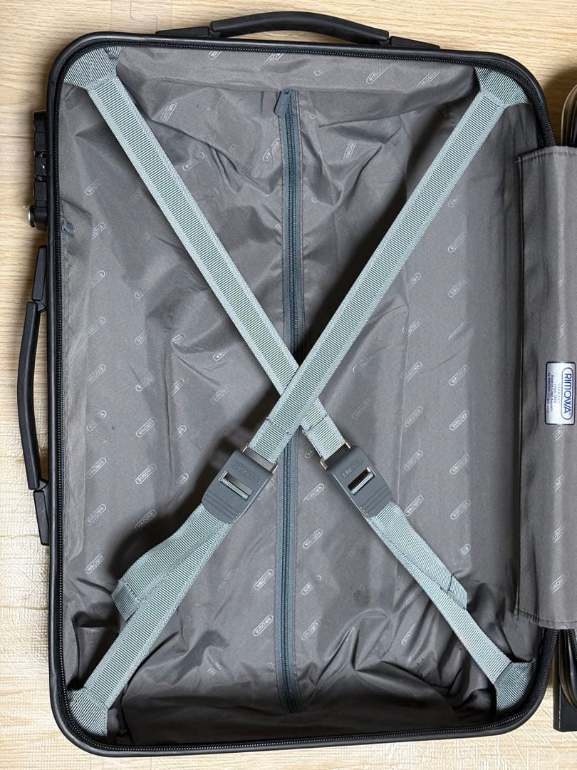 RIMOWAリモワ SALSAサルサ 859.52 33ℓ 2輪スーツケース